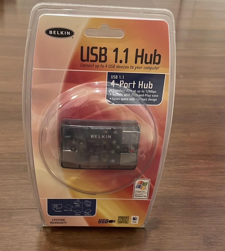 Belkin Gray USB 1.1 4-Port Hub