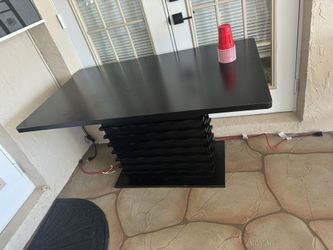 Bar Table