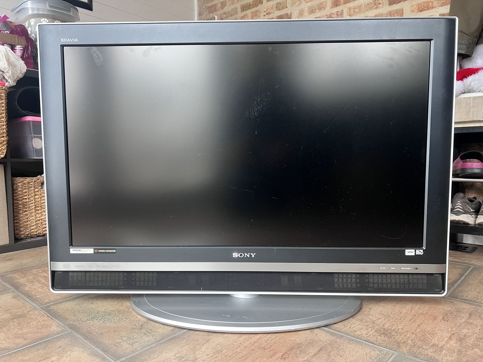 Sony Bravia 40-inch Flat Screen TV