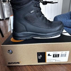 Men’s bogs Shale 8” work boots size 9.5