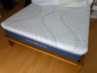 Queen Novaform ComfortGrande Mattress