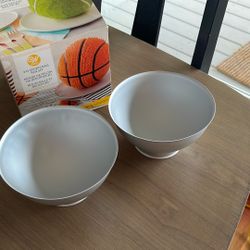 Wilton 3D Sports Ball Pan Set (new)