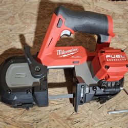 Milwaukee Bandsaw 