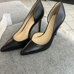 Jessica Simpson  Size 6 New