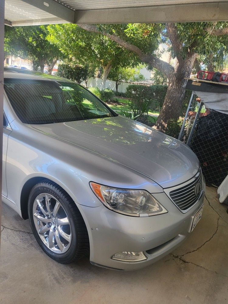 2009 Lexus LS 460