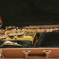 E.M. WINSTON BOSTON  455LX ALTO SAXOPHONE EXCELLENT CONDITION