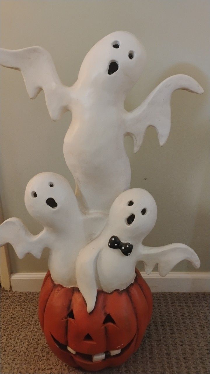 Halloween Decor 