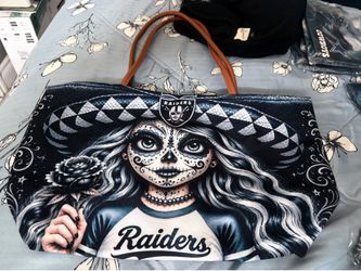 Raiders hand bag