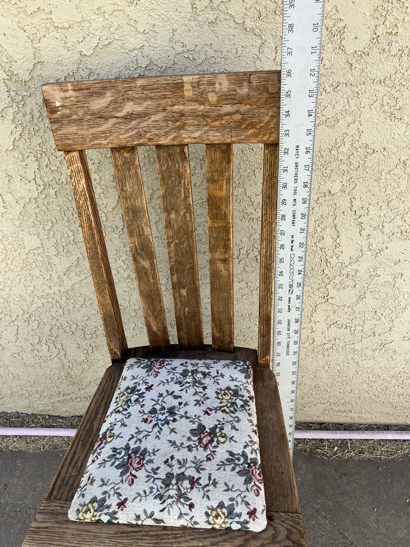 Antique Oak Chair - Needs TLC!