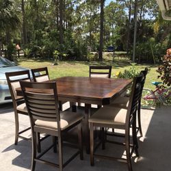 Wood Dining Table;6 chairs.