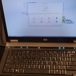 HP compact 6735D 15.4" laptop AMD Turion 2.1ghz 4gb 250gb HDD LINUX