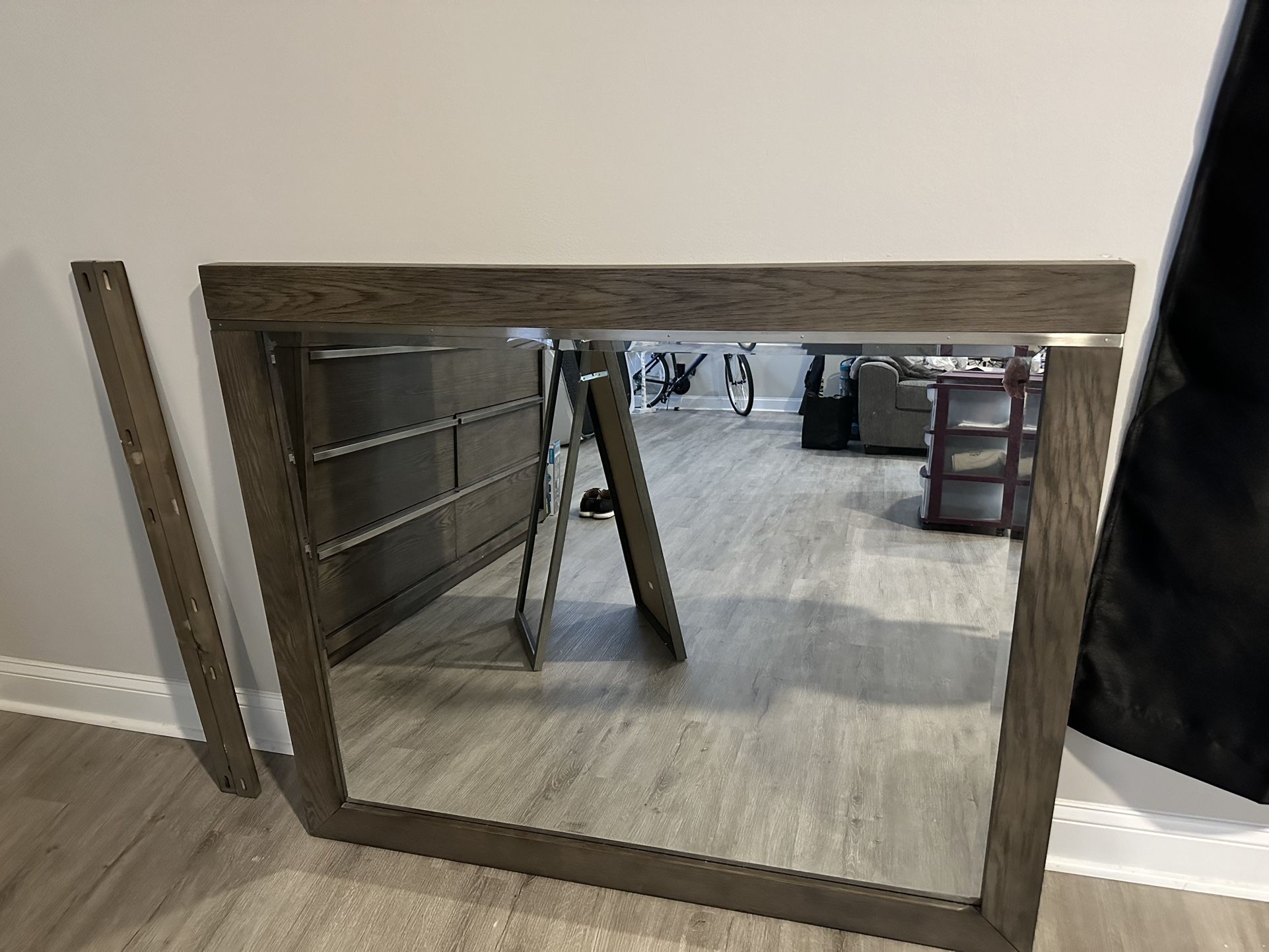 Grey 6 Drawer Dresser With Mirror Attachment 