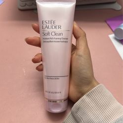 Estée Lauder Soft Clean Moisture Rich Foaming Cleanser 4.2 oz.