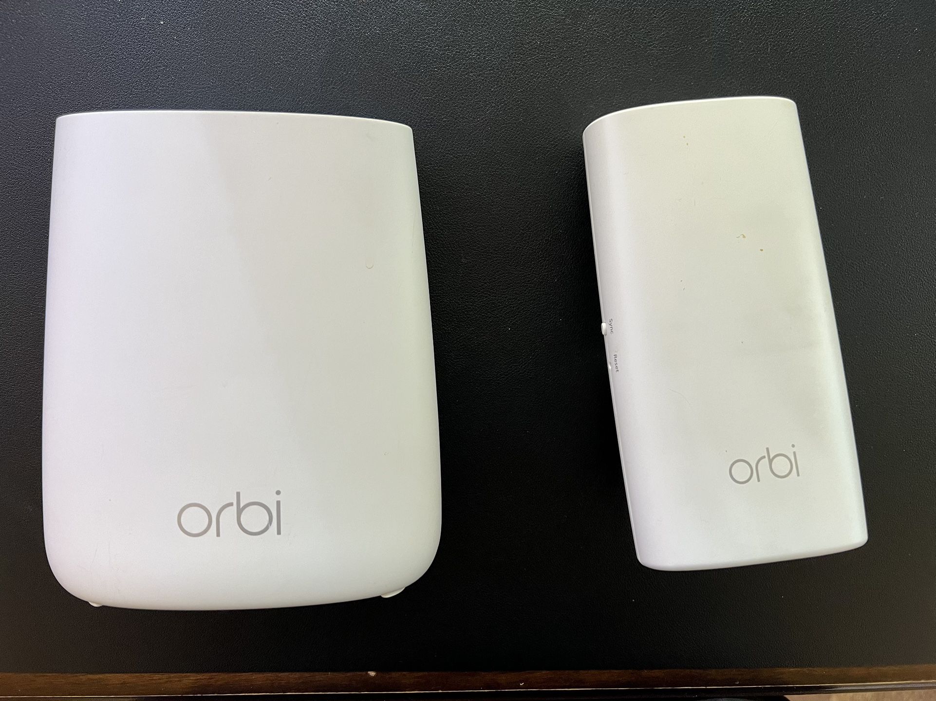 NETGEAR Orbi Router RBR20 With Satellite 