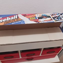 1993 Topps Baseball Complete Set (Box Damaged)