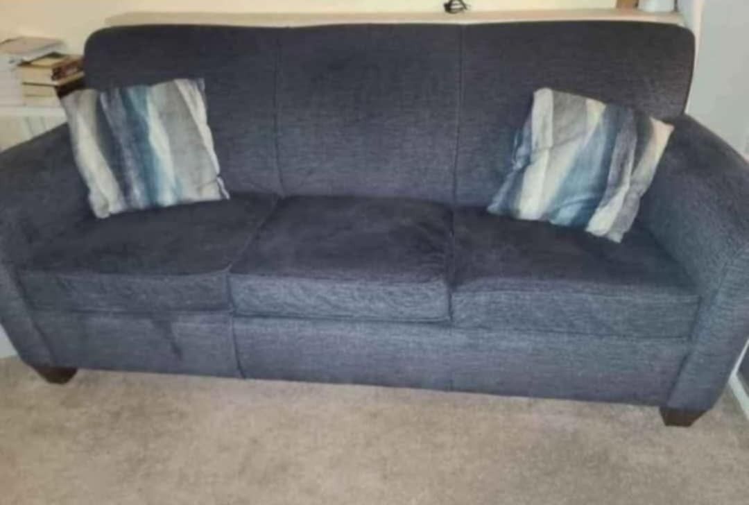 Dana Flex Steel Sofa With Ottoman