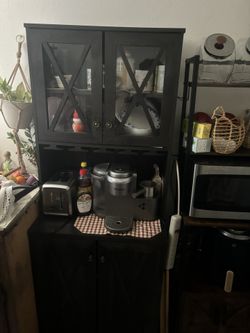 Kitchen Cabinet