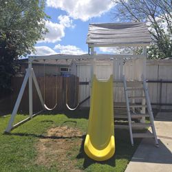 Kids Playground w/ Swing Set