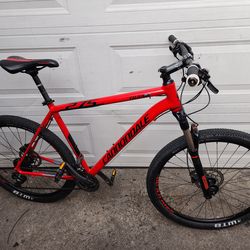 Cannondale Trail 27.5 Mountain Bike
