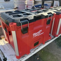 Milwaukee  Pack Out Xl Heavy Duty Tool Box  # 48-22-8429