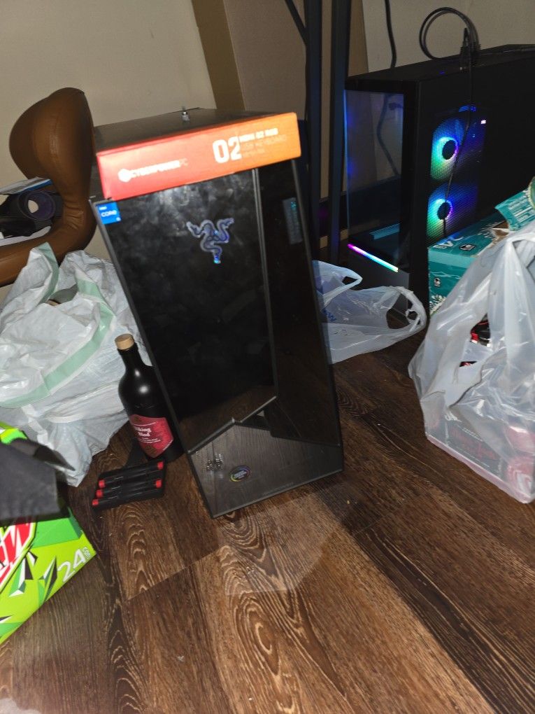 IBuyPower 1650 Super GPU Intel I5 32GB RAM