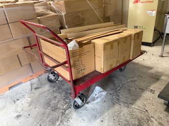 Very heavy duty warehouse cart. Very heavy duty warehouse cart.