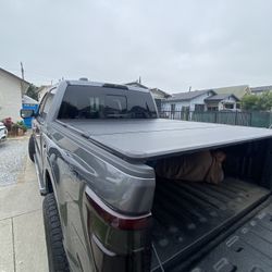 5.5 Ft 2015-2025 FORD F-150 Bed Hard Top Cover