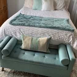 Bench  Flip Top With Storage 