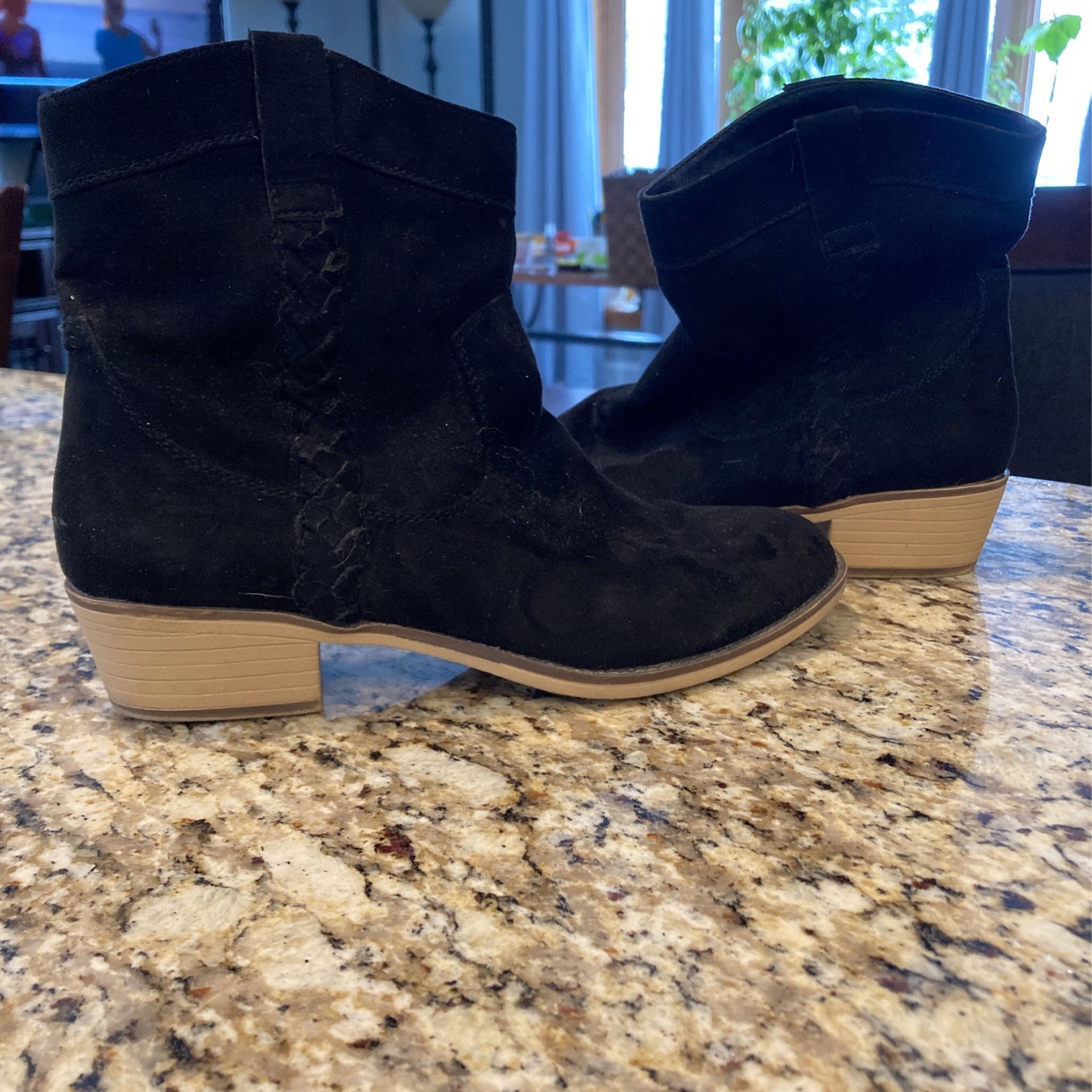 6.5 Black Ankle Bootie