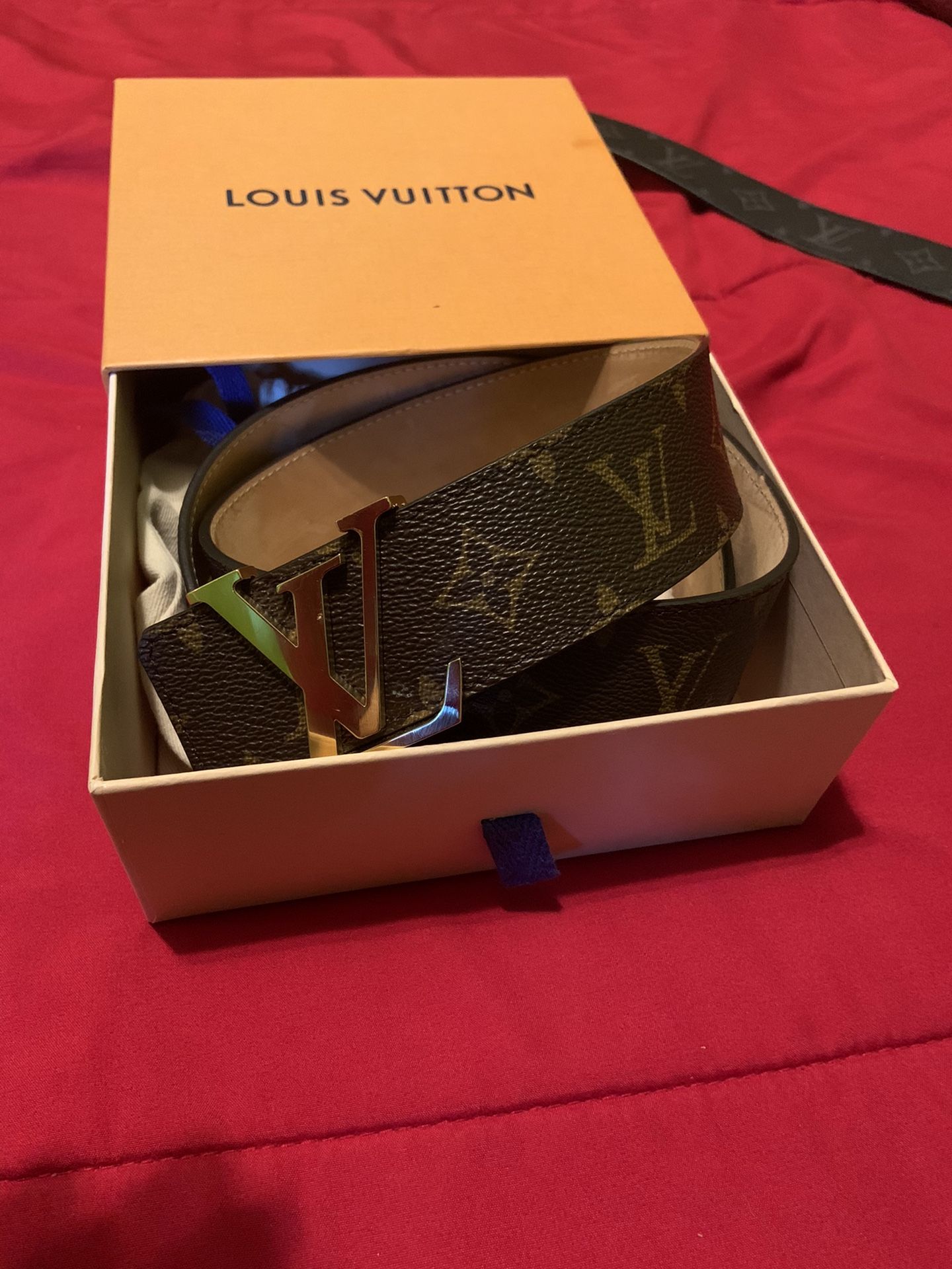 Louis Vuitton Belts sz 90/36