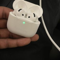 AirPods 4th Gen
