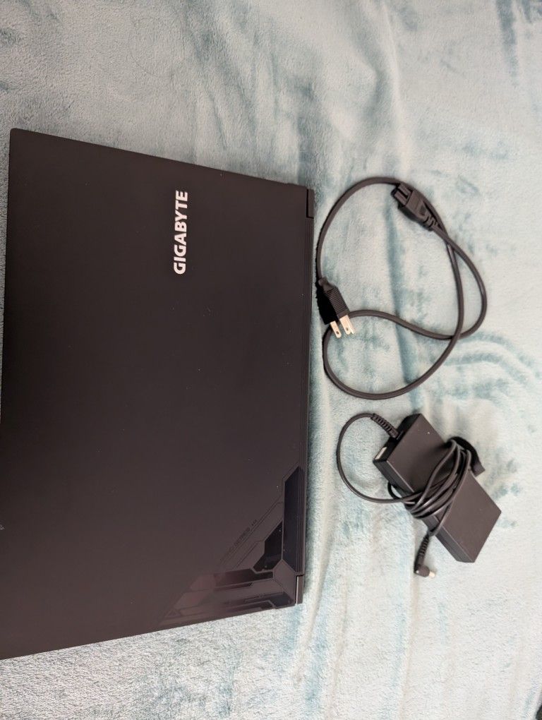Gigabyte RTX4060 Gaming Laptop