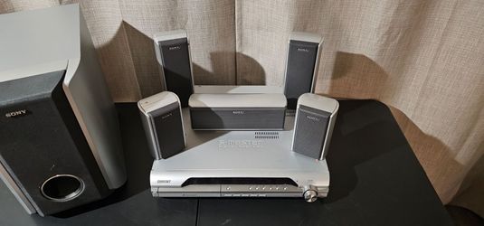Sony S- Master Digital Amplifier 5 DVD Player
