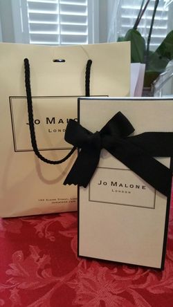 Jo Malone of London body and hand lotion plus 4 sample sprays.