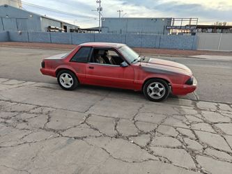 1992 Ford Mustang