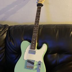 AMERICAN PERFORMER TELECASTER® HUM