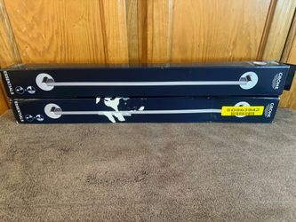 New In Box Grohe Essentials 24" / 600mm Chrome Towel Bar … $50 Each