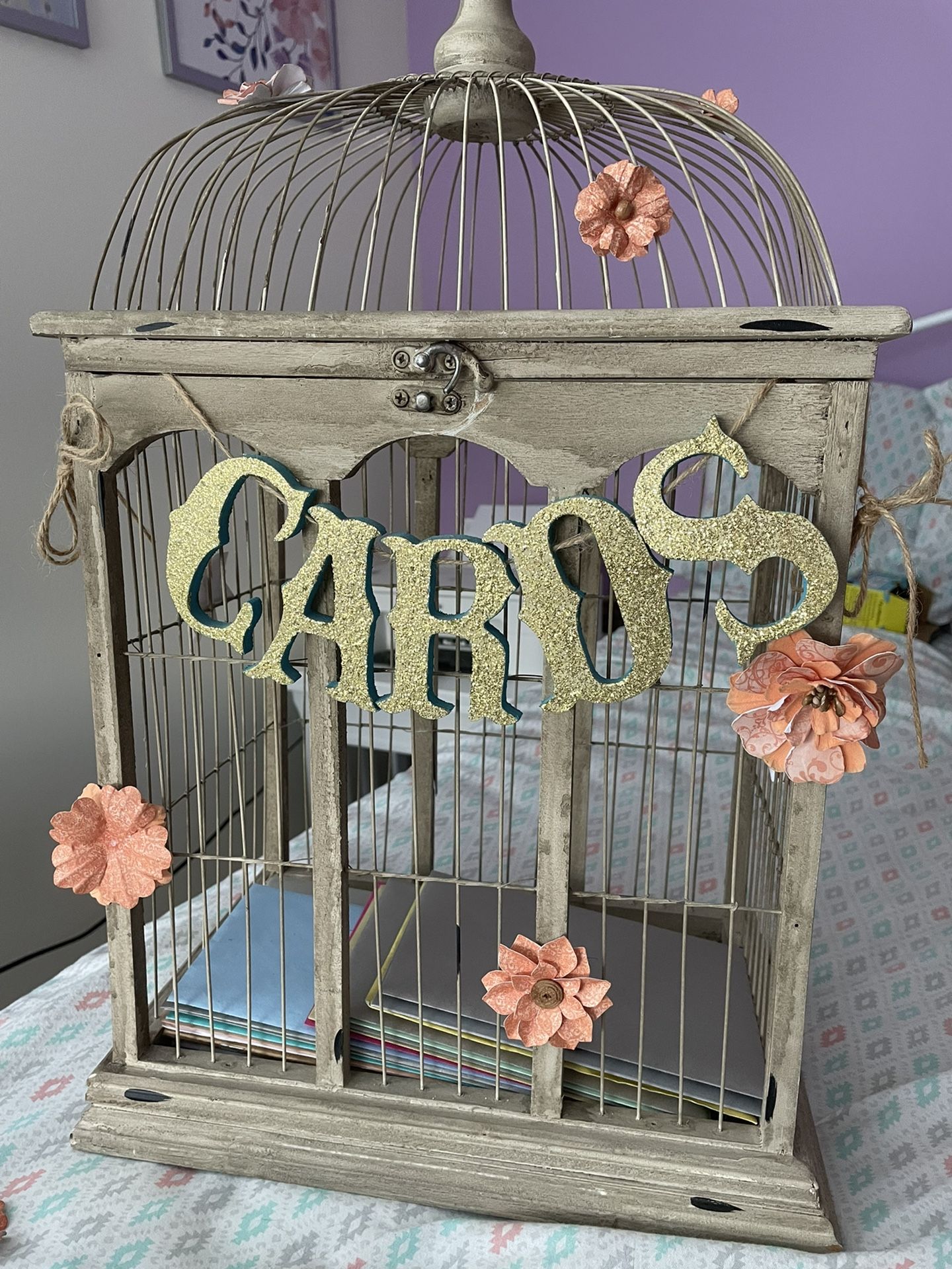 Gift Box (Bird Cage)