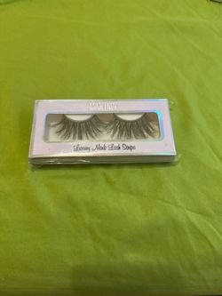 Mink eyelashes five dollars each