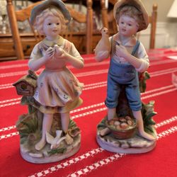 Vintage 70’s Homco #8880 boy and girl ceramic bisque figurines 8.5” handpainted finish (perfect condition)