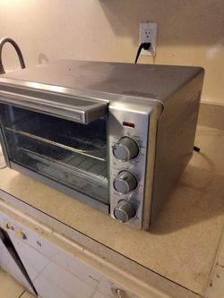 Very Nice Works Excellent Black & Decker Air Fryer / Broiler / Toaster Oven