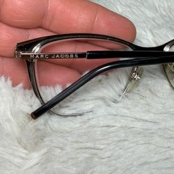 Marc jacobs eyeglasses frames (read