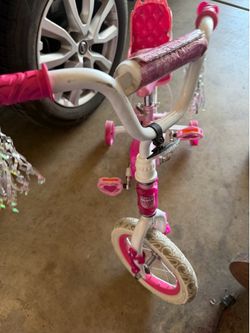 Pink  bicycle  for girls