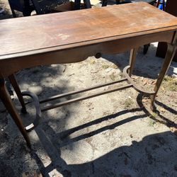 Vintage 1920s Kiel Furniture Company Table - Need Legs Supports Repaired