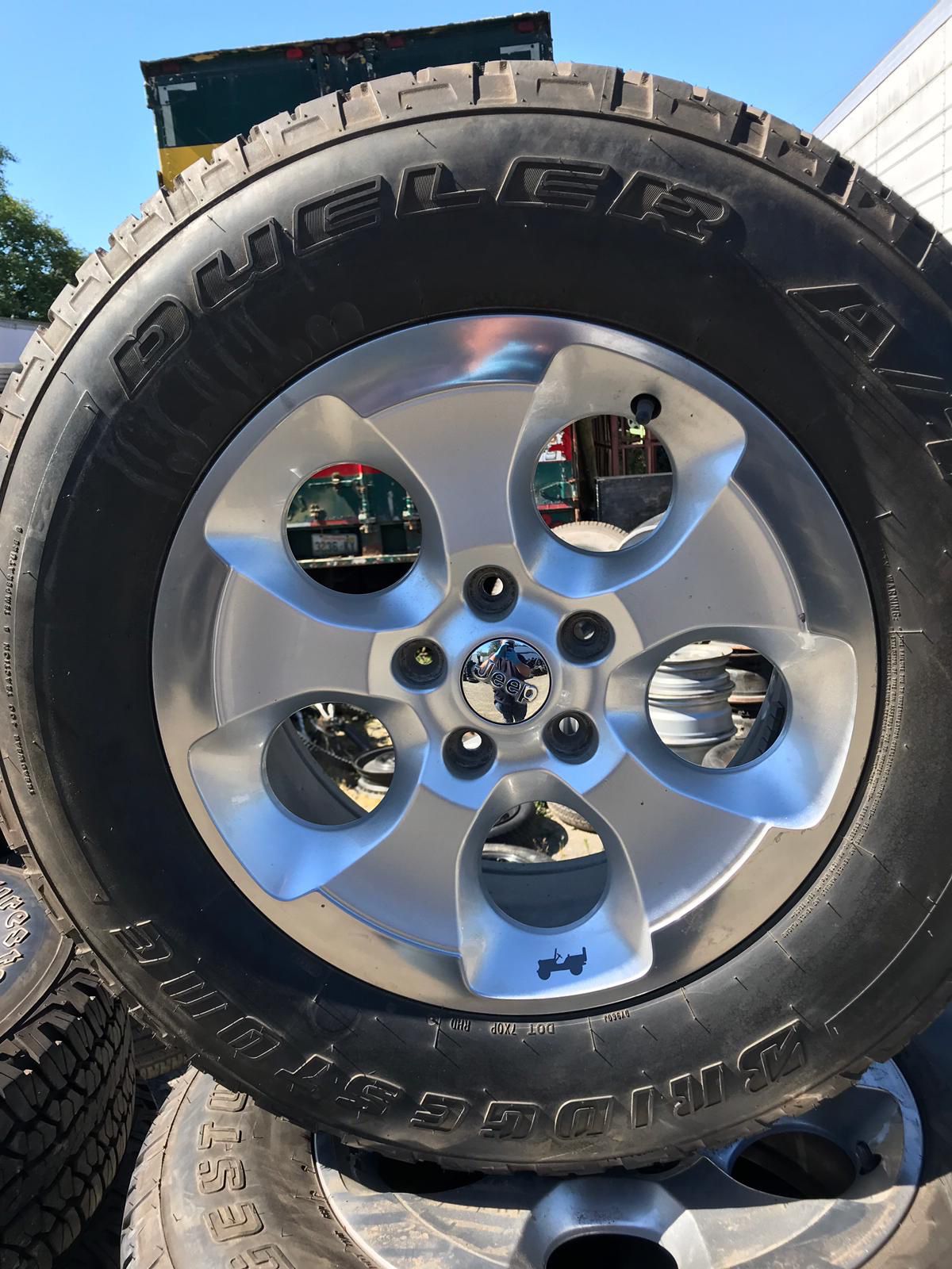 18” 5 Jeep wheels (contact info removed)