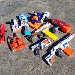 Lot Of Nerf Toy Guns 25.00