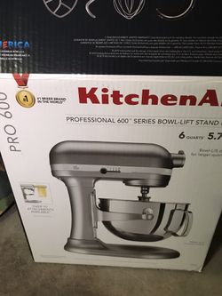 Kitchen Aid Mixer 