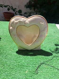 Heart Shaped Photo Frame 