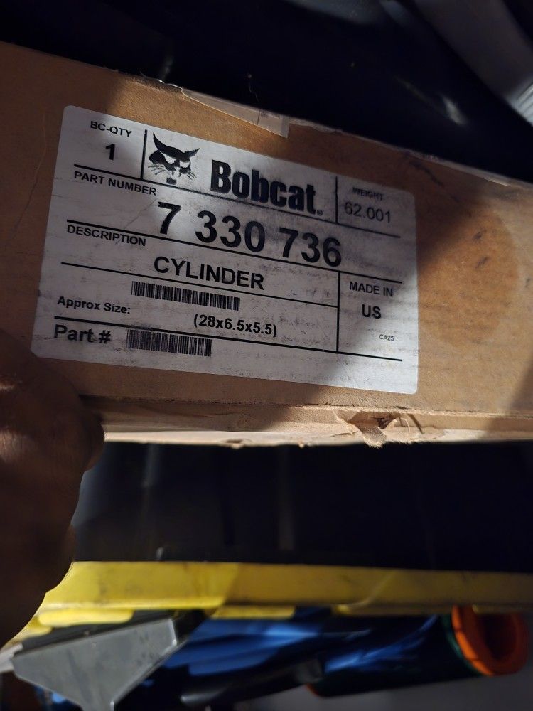 Cylinder Bobcat New 