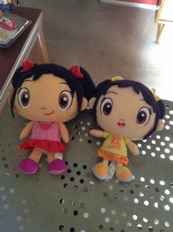 Plushy lot(pepper pig, Kai lan)